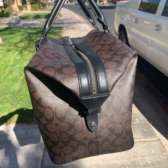 Coach voyager in signature canvas. - Picture 3 of 5